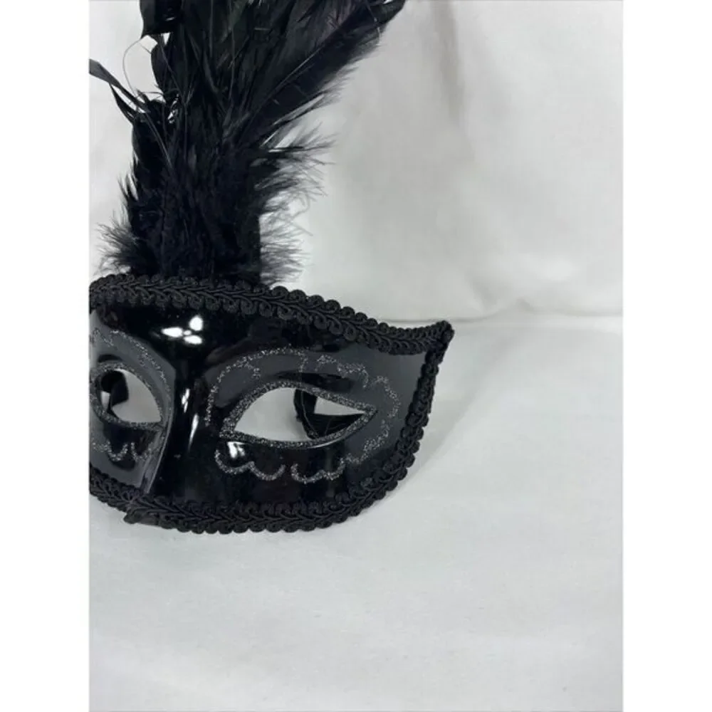 Black And Silver Mardi Gras Feather Mask Masquerade‎ Sequins Sparkle